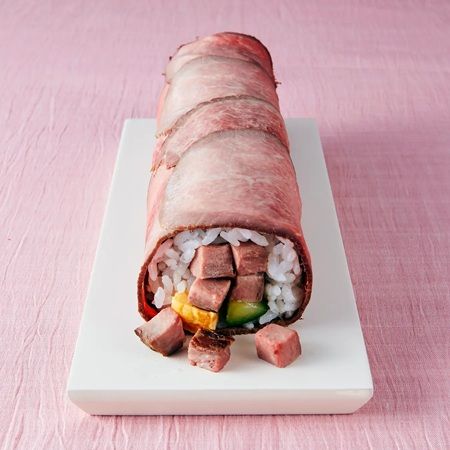 「特別恵方巻」を大近が発売！豪華海鮮やローストビーフのほかスイーツ恵方巻も登場