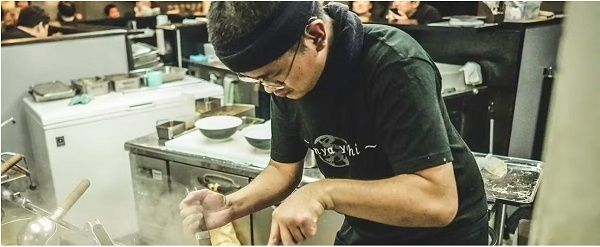 【東京都台東区】耳が聴こえない店主が共生社会の実現に挑戦！ラーメン店「麺屋 義」がクラファン開始