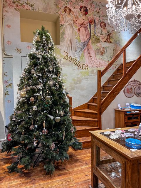 それぞれ個性が光る、パリのホリデーデコレーション【夢見るパリ】