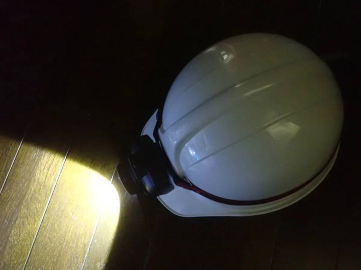 DAISO(ダイソー)：LEDヘッドライト