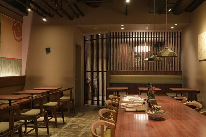 挽きたて茶や緑茶ぜんざいが味わえる、天神橋筋商店街の日本茶カフェ「CAFE大阪茶会」