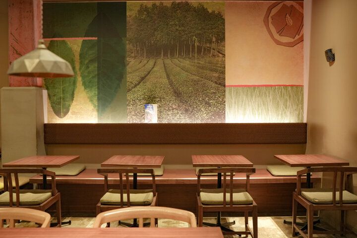 挽きたて茶や緑茶ぜんざいが味わえる、天神橋筋商店街の日本茶カフェ「CAFE大阪茶会」