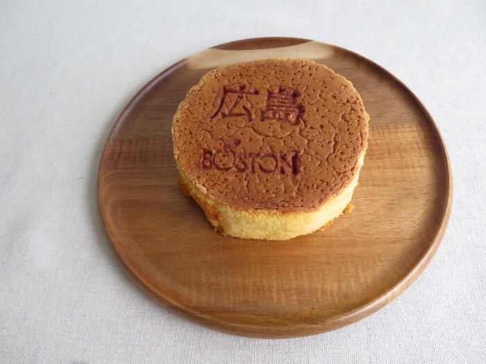 ホールケーキを目分量でぴったり「3等分」にカットする驚きの裏ワザ！覚えておいてソンなし♪