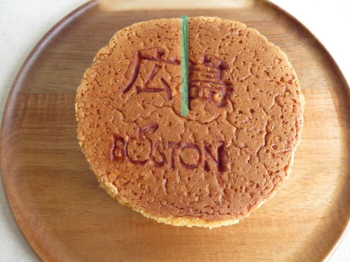 ホールケーキを目分量でぴったり「3等分」にカットする驚きの裏ワザ！覚えておいてソンなし♪