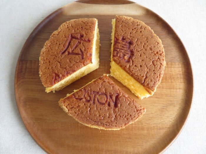 ホールケーキを目分量でぴったり「3等分」にカットする驚きの裏ワザ！覚えておいてソンなし♪