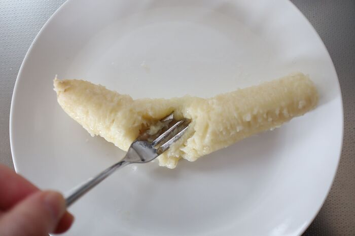 硬いバナナがとろっとろに大変身♡あっという間に『完熟の甘さ』にする3つの秘策！