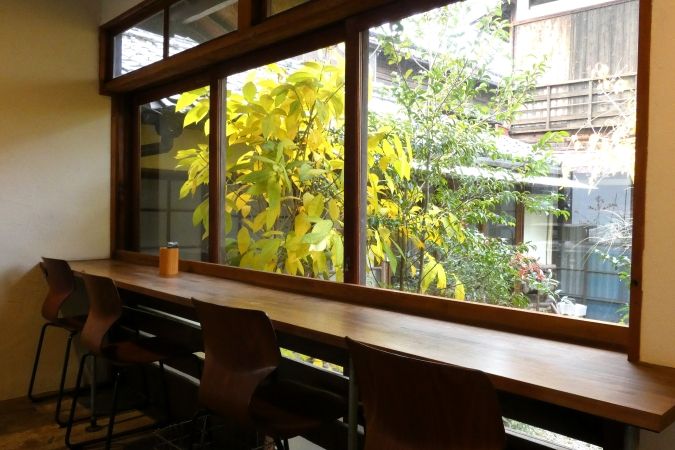 MIDLE. カウンター席