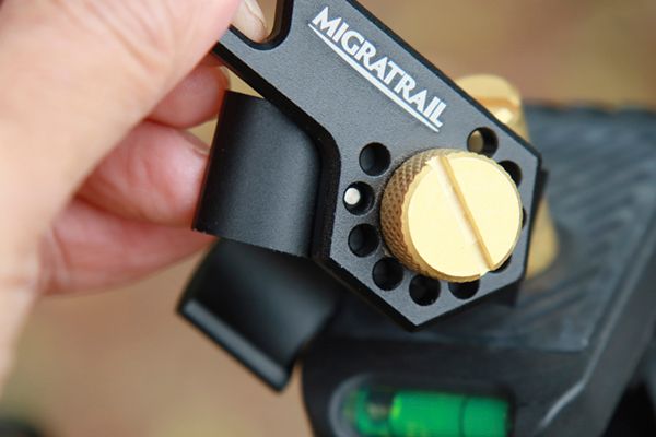 ワークマンのレディースジャケットが4,900円！防水・断熱性が最強すぎる！