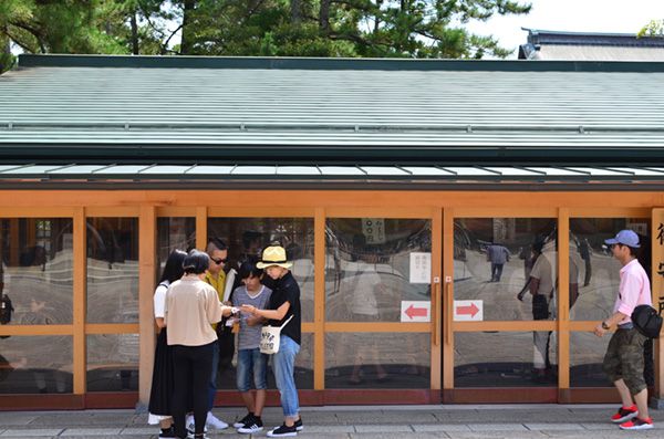 ワークマンのレディースジャケットが4,900円！防水・断熱性が最強すぎる！