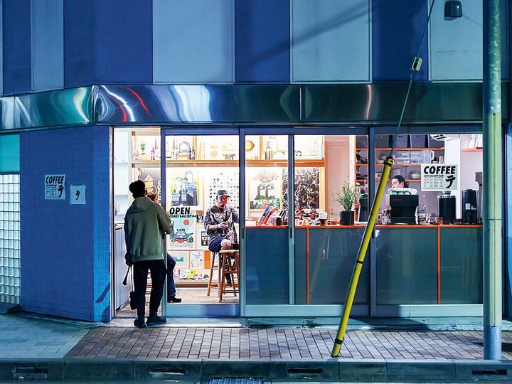 馬喰横山『テ』の外観