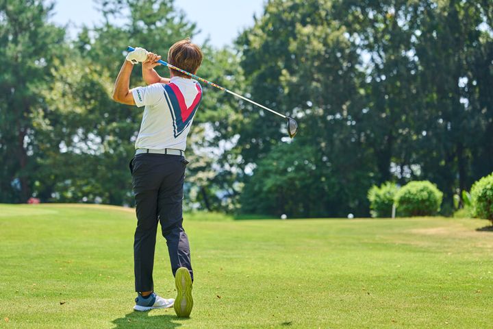 ドライバーが曲がりにくくなる!? しなり戻りで方向性が安定するシャフト