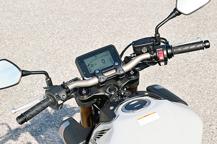 ホンダEクラッチ徹底試乗｜発進・停止・Uターンの実力をチェック！【HONDA・CB650RE-Clutch】