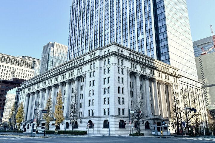 東京駅近くの名建築へ♪重要文化財・明治生命館がカフェを併設してリニューアルオープン「明治安田CAFE 丸の内」