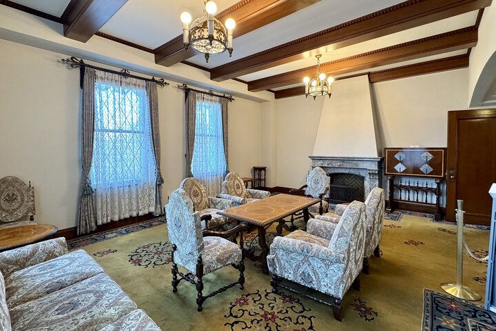 東京駅近くの名建築へ♪重要文化財・明治生命館がカフェを併設してリニューアルオープン「明治安田CAFE 丸の内」