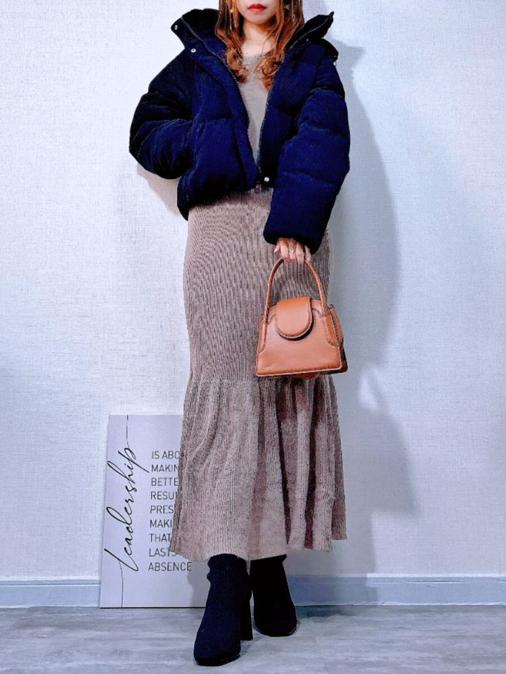 GUウォームパデッドコーデュロイブルゾンとマーメイドワンピースコーデ