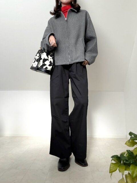 黒ワイドパンツコーデ2
