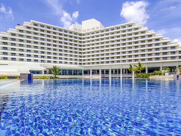 アールイズ・ウエディング、グアム「ホワイトアロウチャペル」の新規予約受付を開始