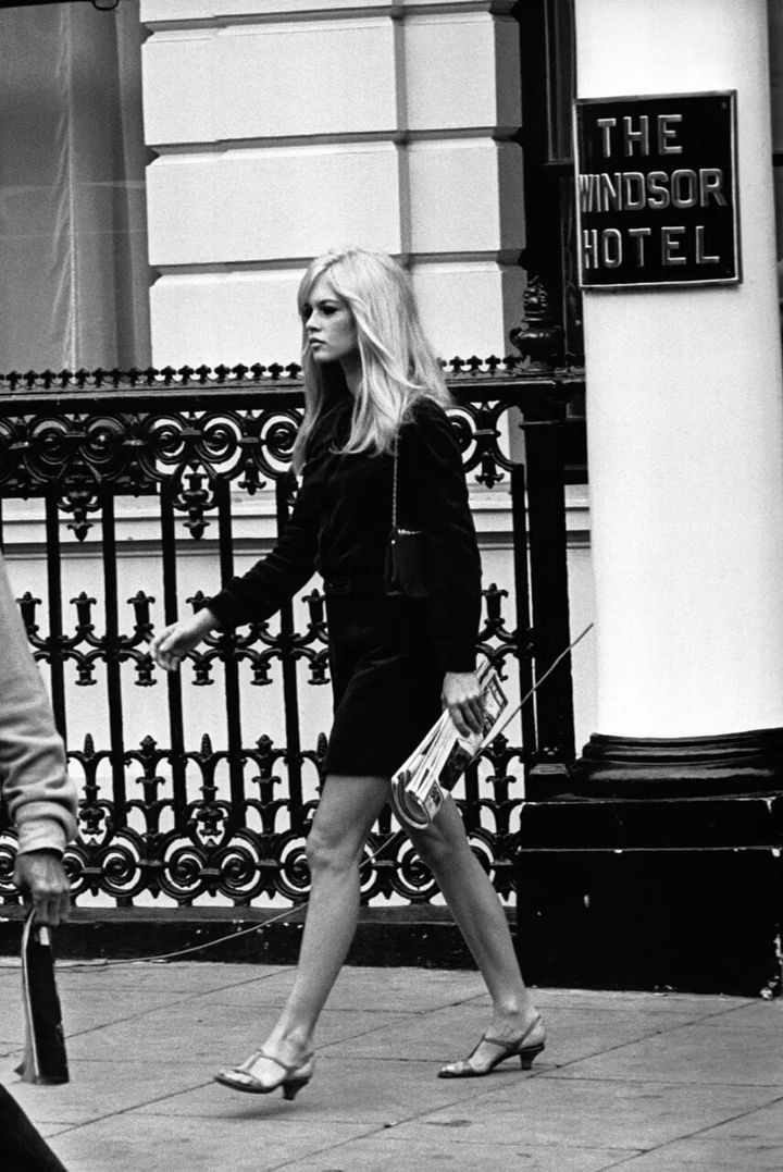 【追悼】「シンプルさと究極の官能」ブリジット・バルドーのファッションを振り返る。