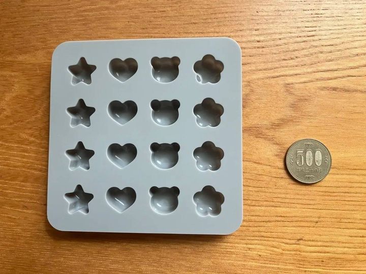 Seria(セリア)：シリコーンプチモールド