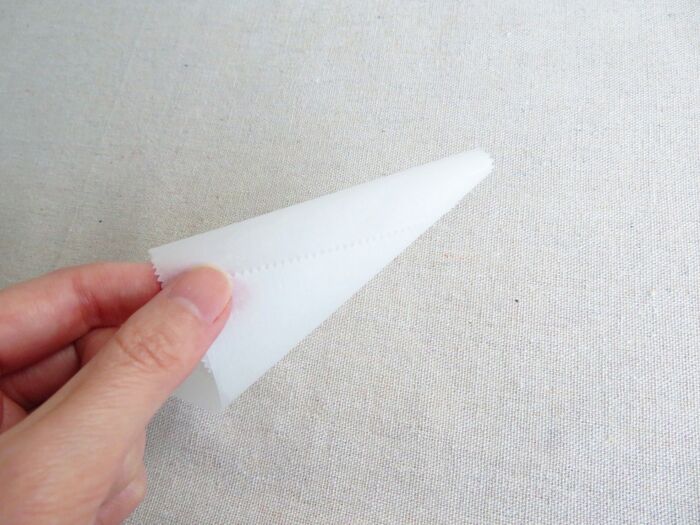 余った『クッキングシート』の使い道4選！「まさかこんな活用法があったとは…」家事がラクになる裏ワザ♡