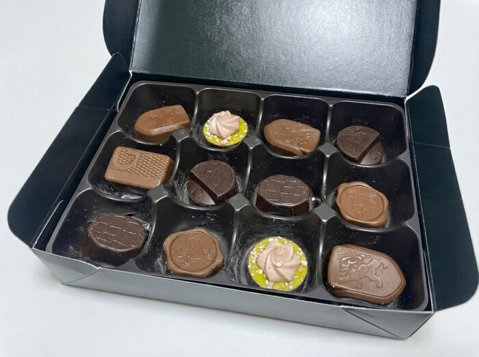 これは大当たり！【2026福袋】ゴディバの「ニューイヤー ハッピーバッグ」が想像以上に豪華！開封3秒でトリコに♡