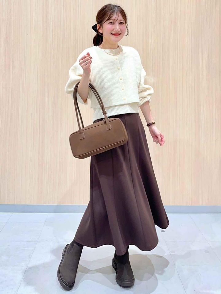 画像2: 出典：GU