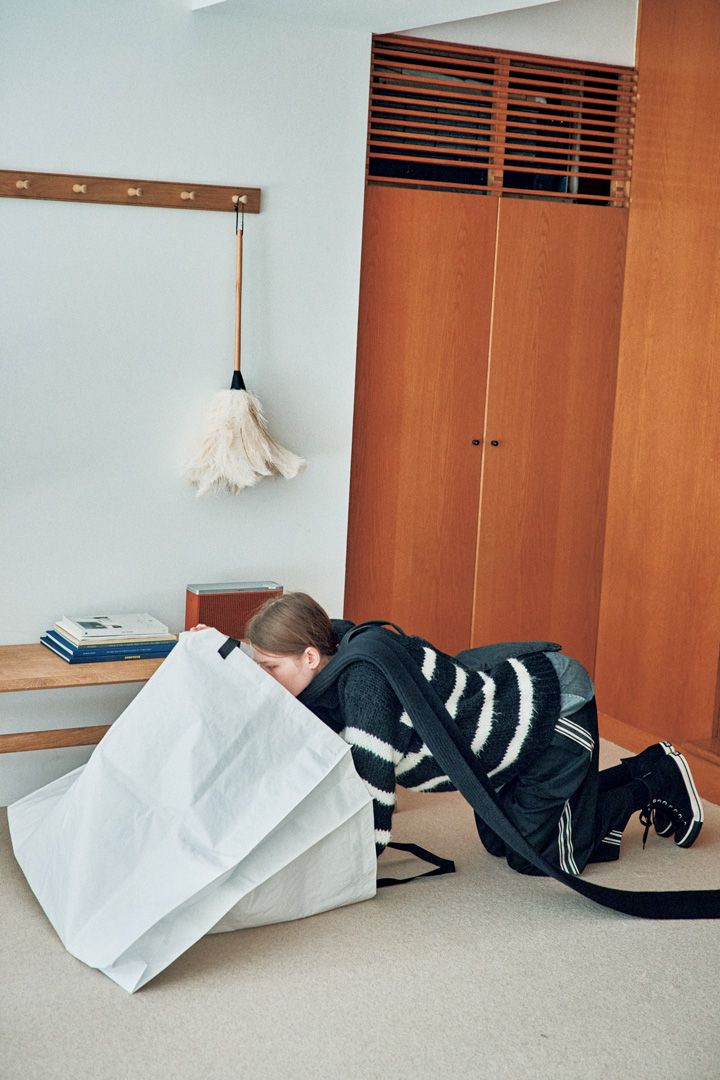 黒猫みたいにミステリアス！おしゃれなあの娘のブラックコーデ4選