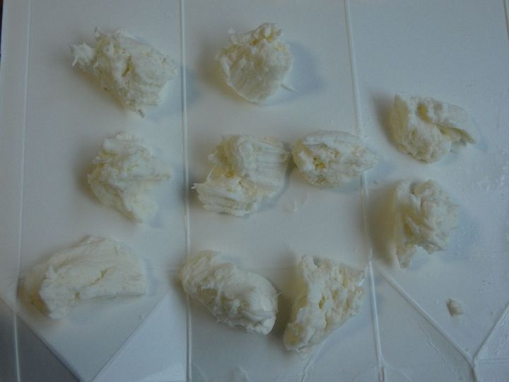 パクパク食べられる「肉巻きモッツァレラチーズのケチャマヨ炒め」