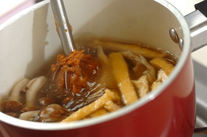 キノコのみそ汁の作り方2