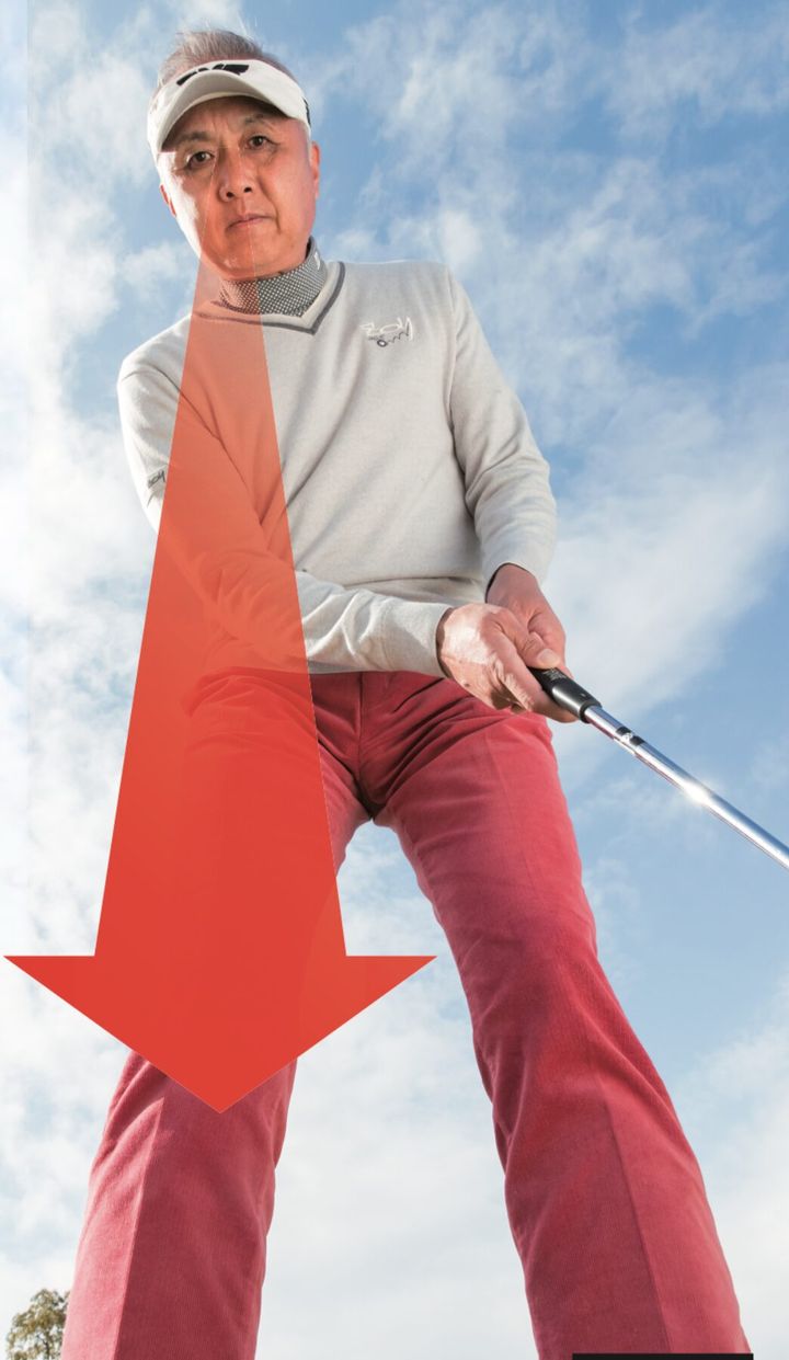 ボールじゃなくて「芝を見る」と安定する！パッティングのコツ