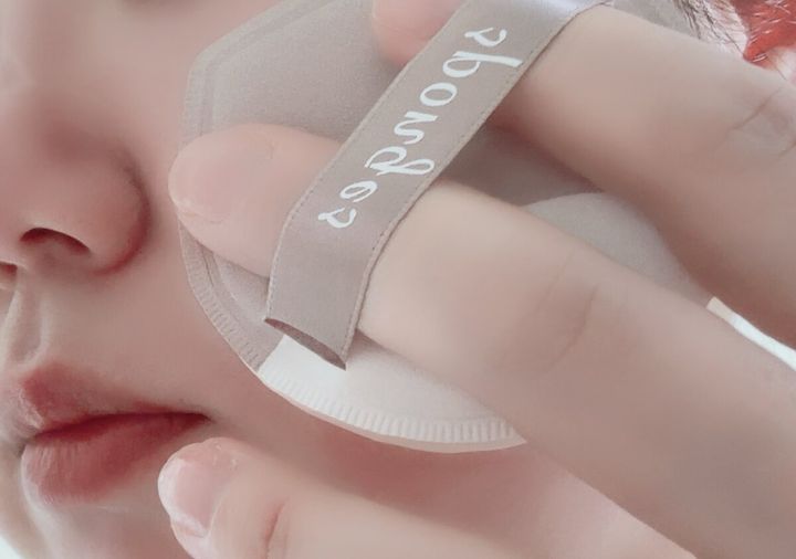 クッションファンデパフ 使用例