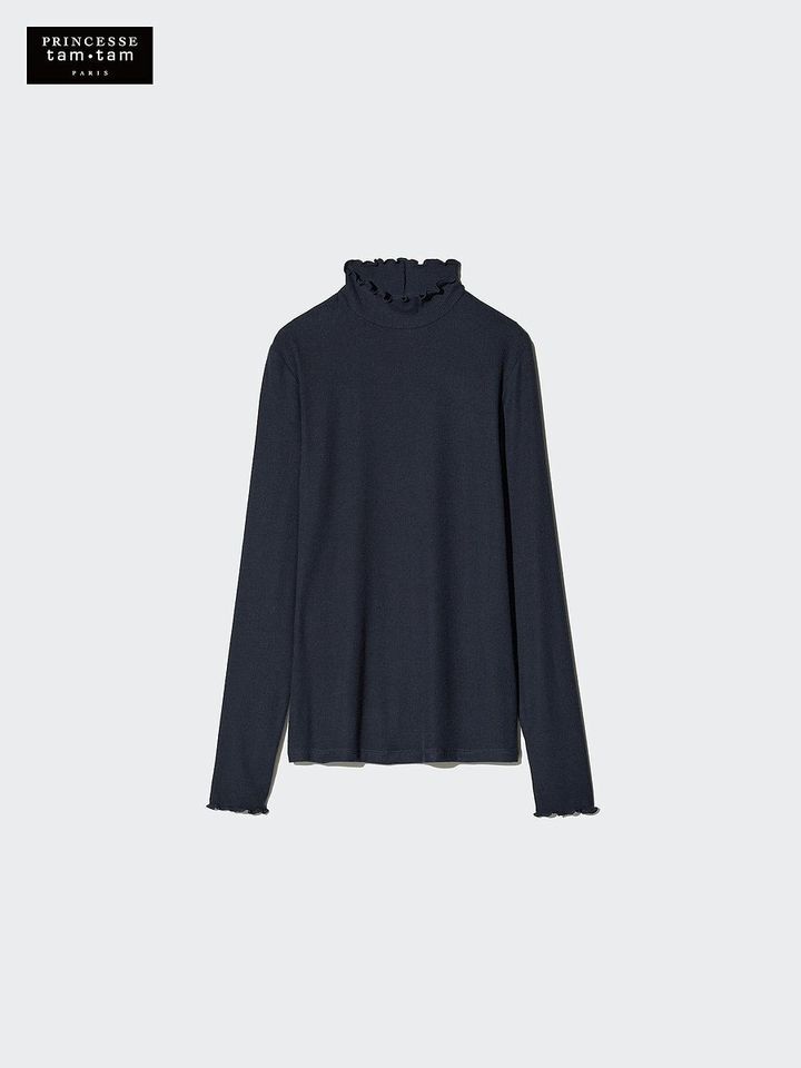 ユニクロの極暖ヒートテックカシミヤブレンドリブハイネックT