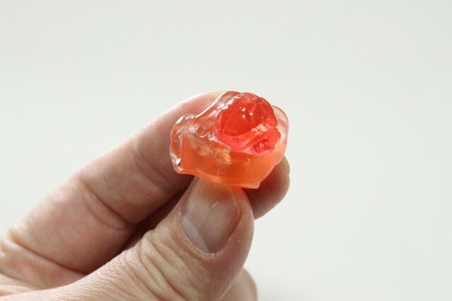 ダイソー かくれんぼグミ ダイソー いちご味 カメ