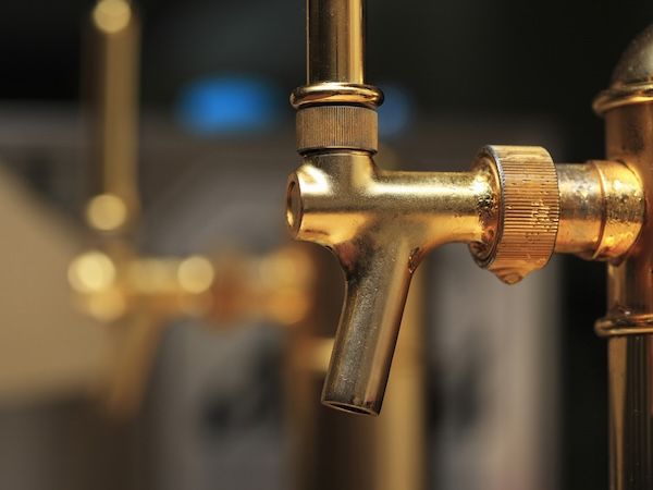 【大阪府】レモンサワー飲み放題が60分129円に！「焼肉ホルモンまるよし精肉店」のお年玉企画