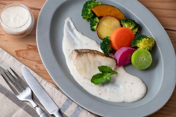 デルタインターナショナルと同志社女子大学が、オリジナルドレッシングを共同開発！