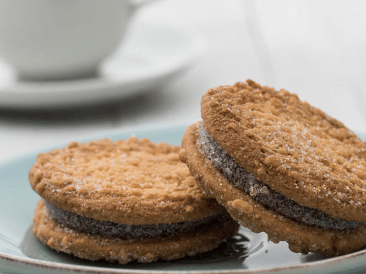 All About ニュース編集部が実施した職場で配りたいお土産に関するアンケートの調査結果から、職場で配りたい「長崎県のお土産」ランキングを発表！ 2位「ぽると（ぽると総本舗）」を抑えた1位は？（サムネイル画像出典：ぽると総本舗 公式Webサイト）