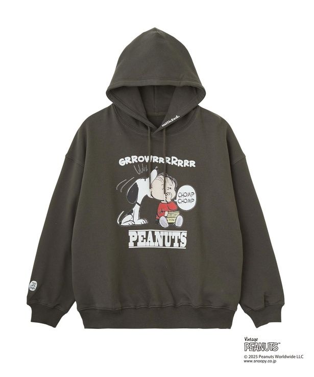 「MILKFED. × PEANUTS HOODIE(チャコール)」(各1万2100円)