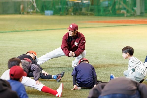 【宮城県仙台市】「カメイ親子ふれあい楽天イーグルス野球教室」開催！20組40名の親子が参加