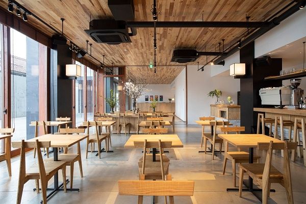 【島根県益田市】「泊まる場所」が「笑いの舞台」に！MASCOS HOTELで泊まって楽しむお笑いイベント開催