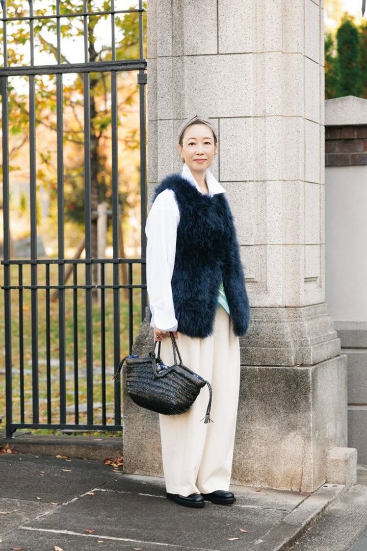 コートの中は……