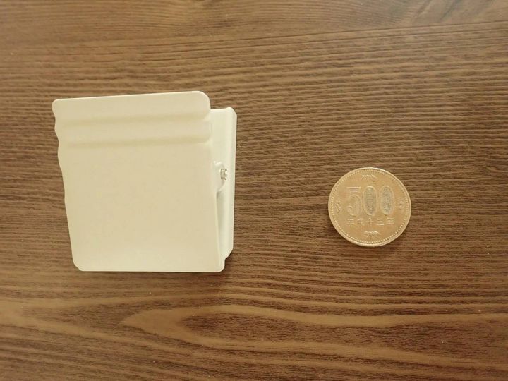 DAISO(ダイソー)：マグネットクリップ 大