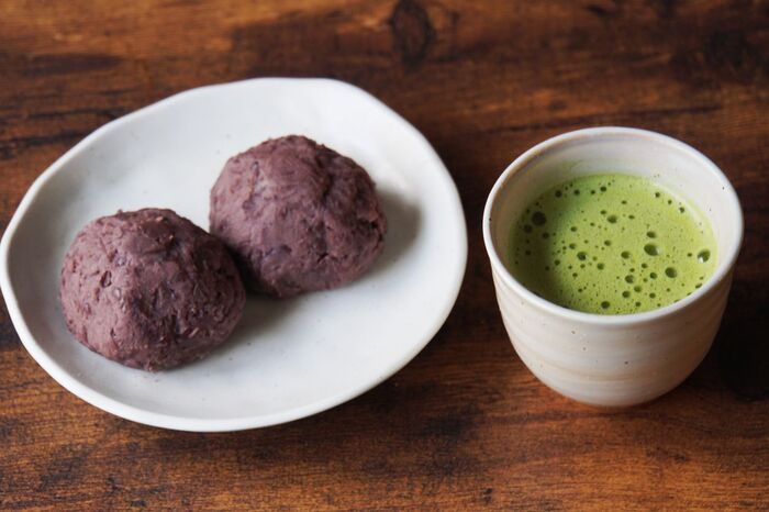 「ぼたもち」と「おはぎ」の違い。正しく言えたら天才！？【大人のたしなみ】