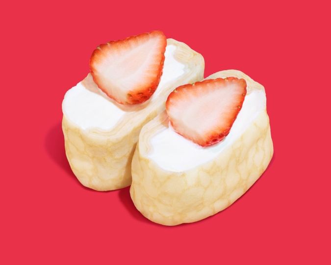 ファミマの白をまとったいちご狩り／もちっと食感 いちごのクレープ