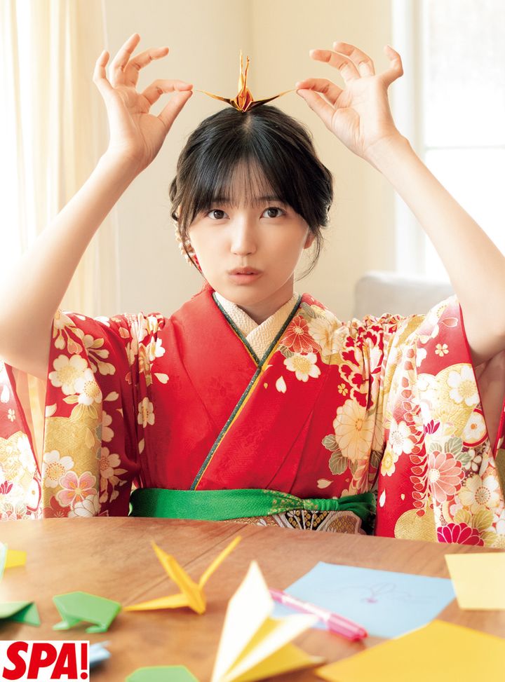 「週刊SPA!」（扶桑社） 1月13・20日新春合併号より乃木坂46の五百城茉央 撮影／鈴木ゴータ ヘアメイク／佐藤友梨 スタイリング・着付け／角藤智美 width=