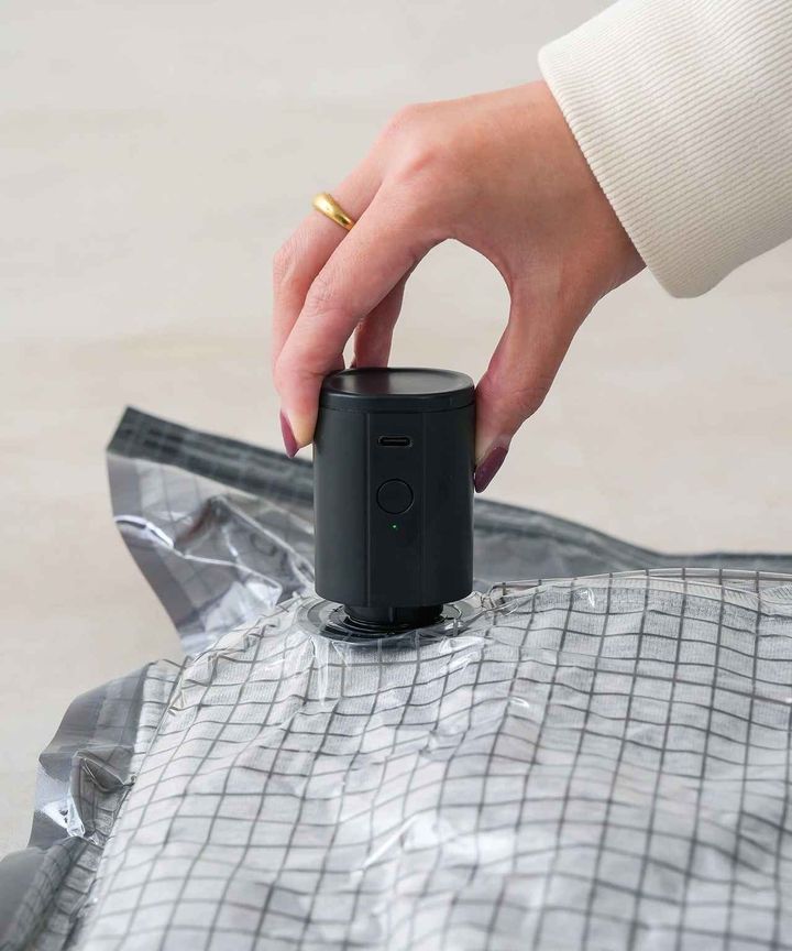 画像1: 出典：3COINS