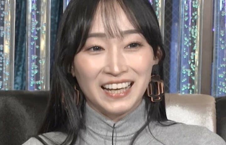 【写真・画像】“電撃再デビューが話題”人気セクシー女優・蓮実クレア、意外すぎる“前職”を告白 1枚目