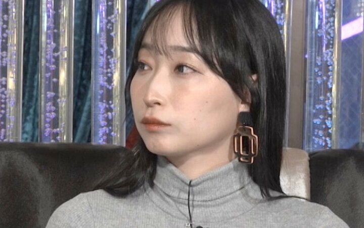 【写真・画像】“電撃再デビューが話題”人気セクシー女優・蓮実クレア、意外すぎる“前職”を告白 1枚目