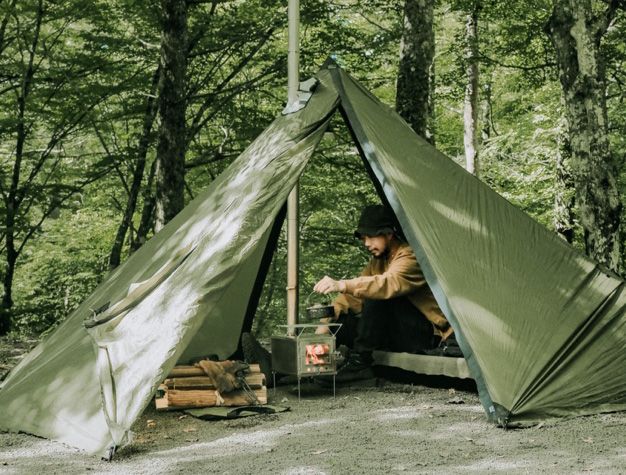 ノースフェイス×UNIQLOが正解？マウンテンライトが“最強アウター”な理由