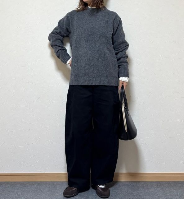 UNIQLO：C「コットンカーブアンクルパンツ」