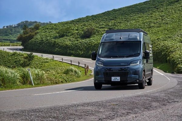 トイファクトリーが「FIRST HAPPY FES」を開催！キャンピングカーの展示車即納販売も